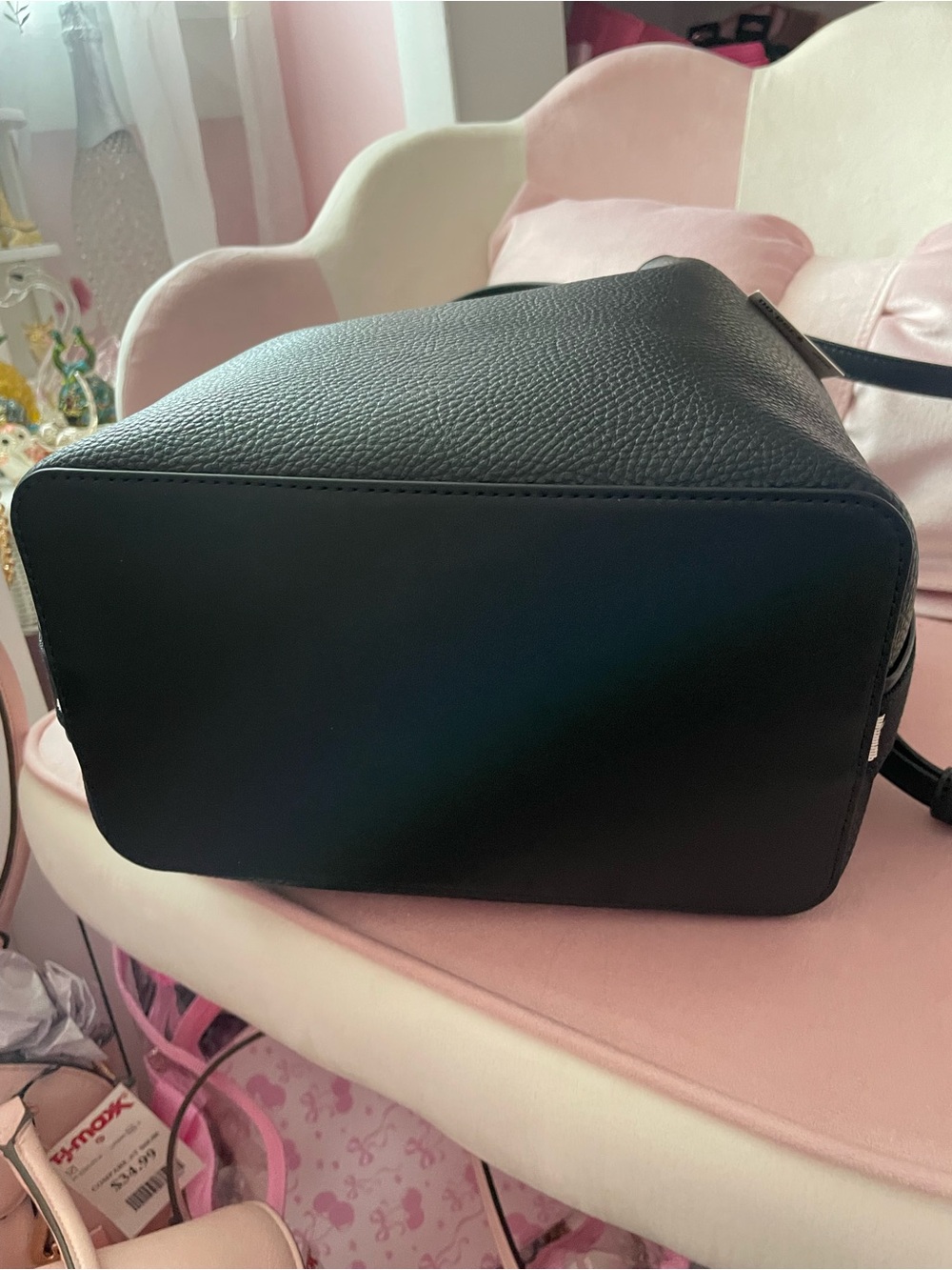 Michael Kors Black Leather Logo-Trim Bucket Tote - Picture 3 of 4